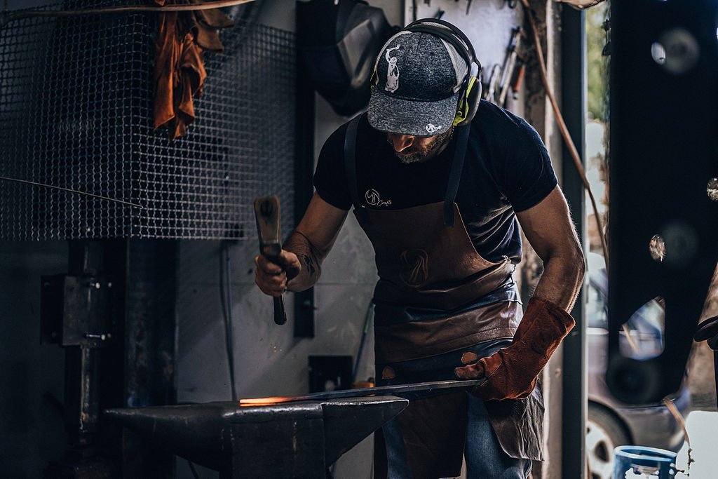 Mastering the First Impression: Your intriguing post title goes here MarcoNevesRA-Jun21_17.jpg